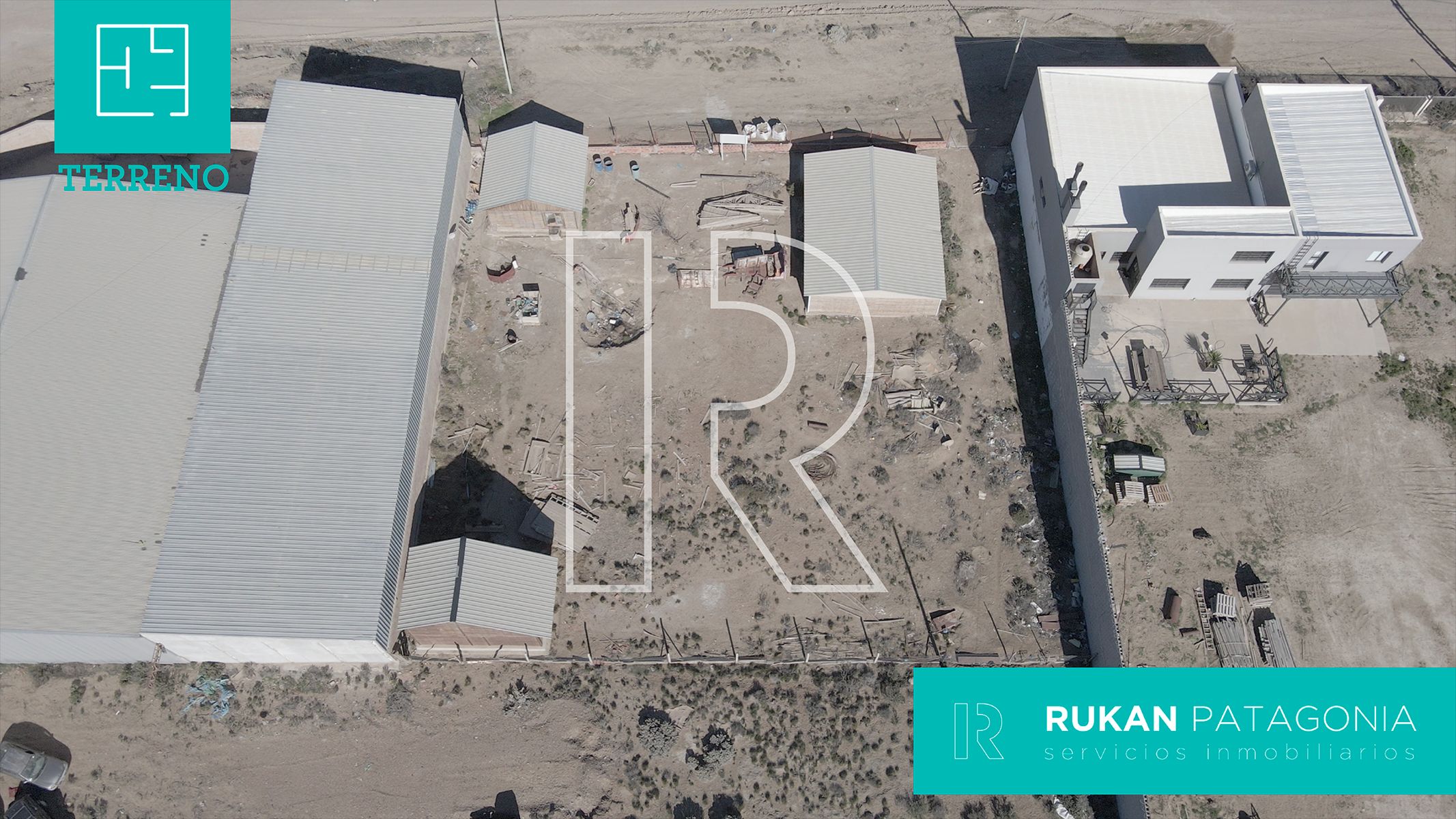 Terreno + 3 Casas en Venta | BARRIO INDUSTRIAL | 1.500m2 | calle JUAN LARREA - 5