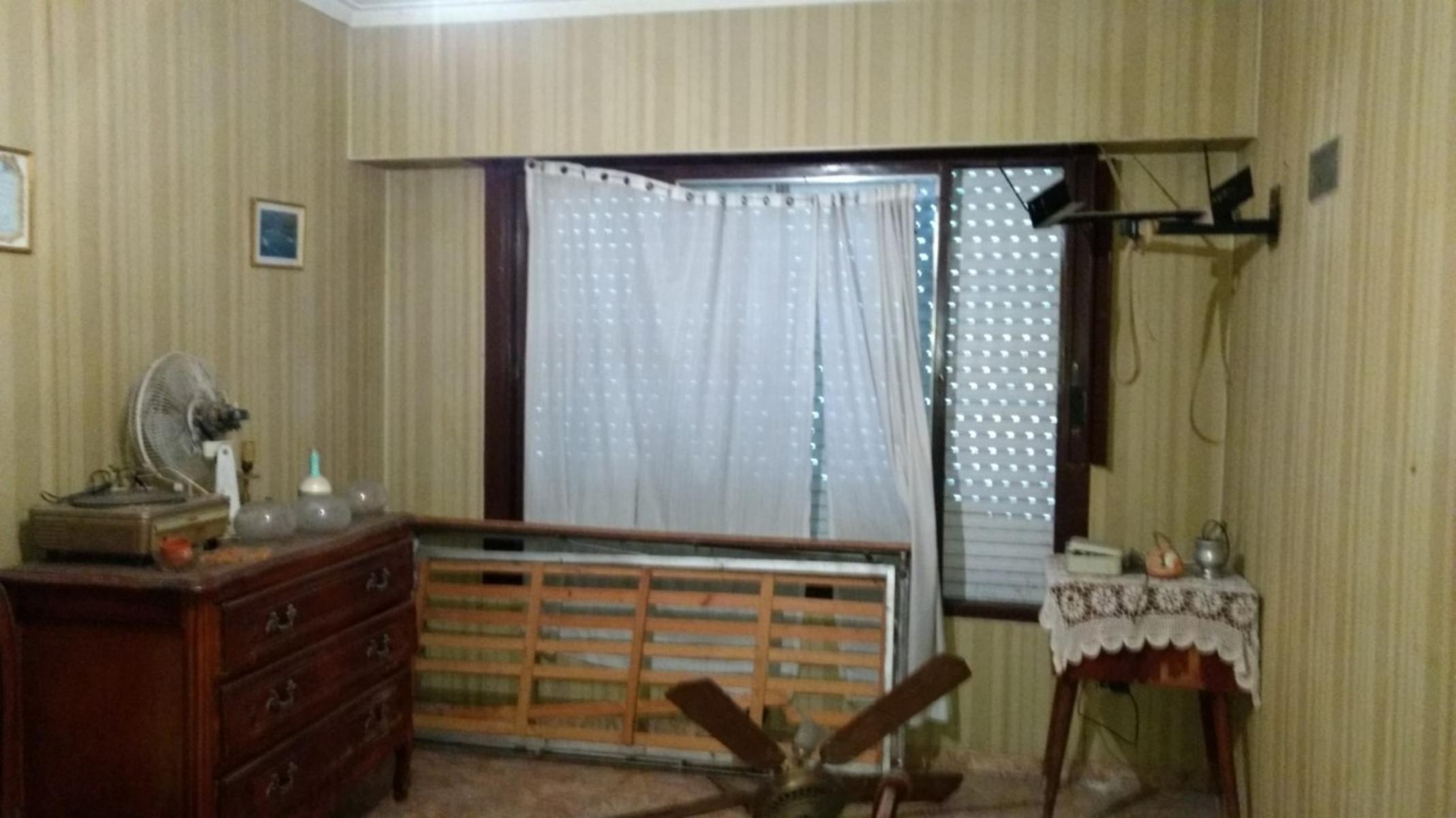 CASA DE 3 AMB. LOTE PROPIO. SUPERFICIE DE TNO 255 MTS. VENTA DIRECTA. — foto 7