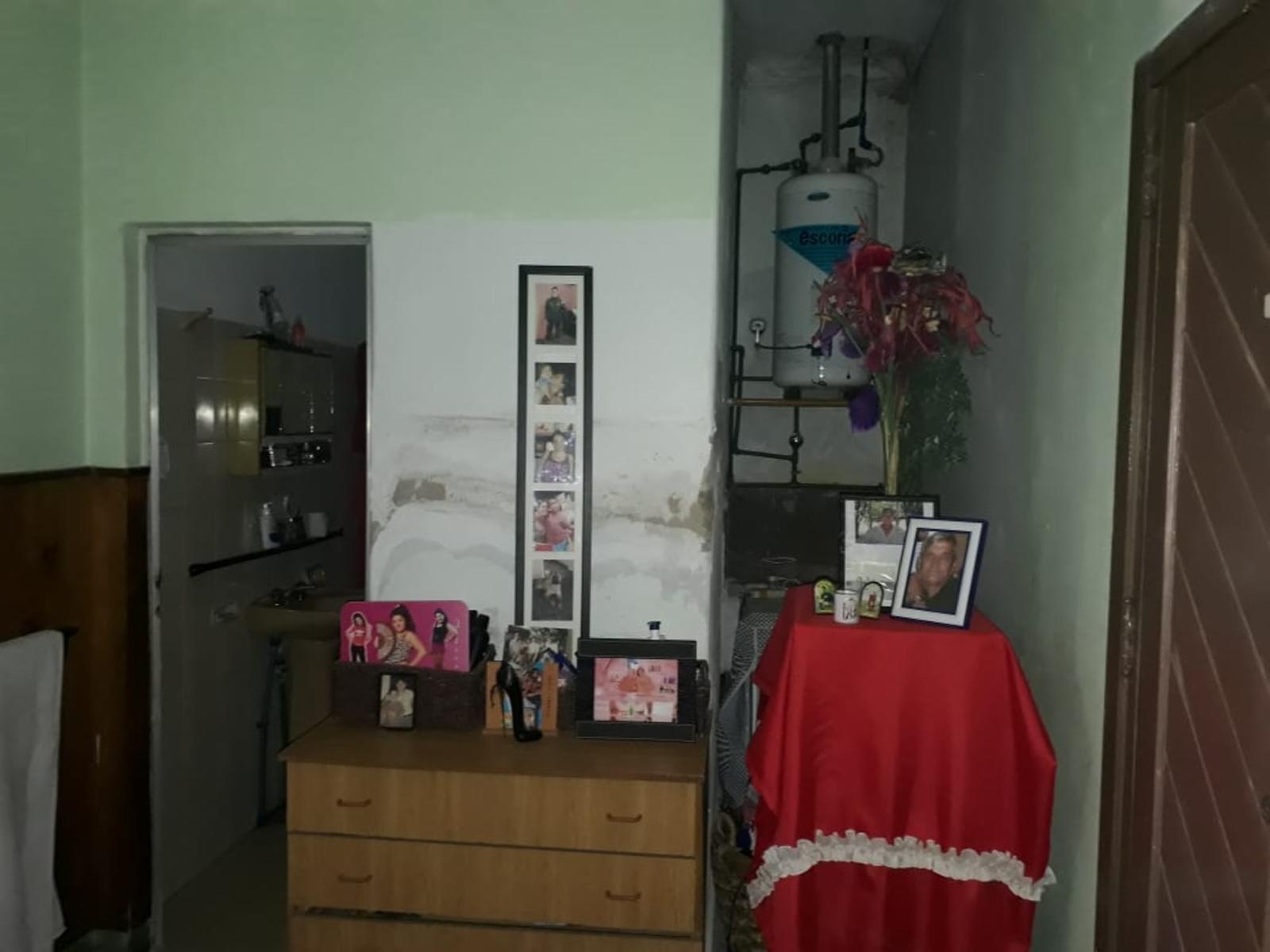 CASA CON LOCAL EN LOTE PROPIO DE 3 AMBIENTES. — foto 11