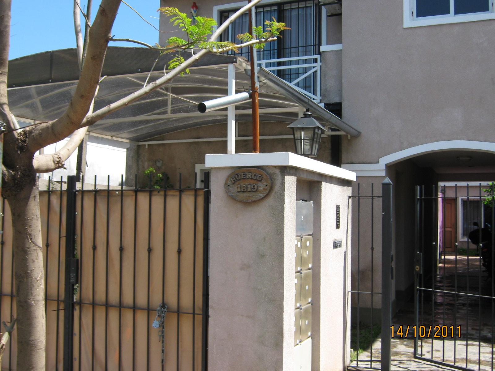 DUPLEX 2 PLANTAS AL FRENTE DE 4 AMBIENTES. SUP. cub 110 m2. — foto 12