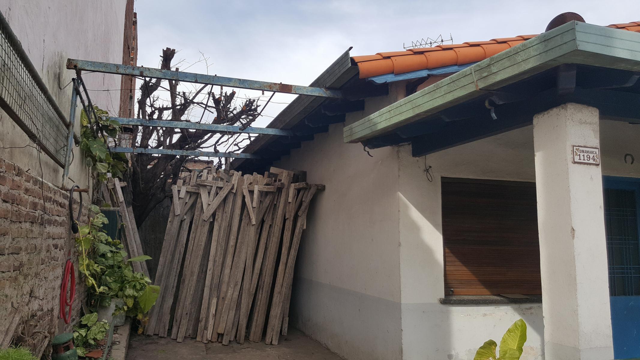 CASA EN LOTE PROPIO DE 3 AMBIENTES. SUP. 10 mts X 20.50 mts2. — foto 2