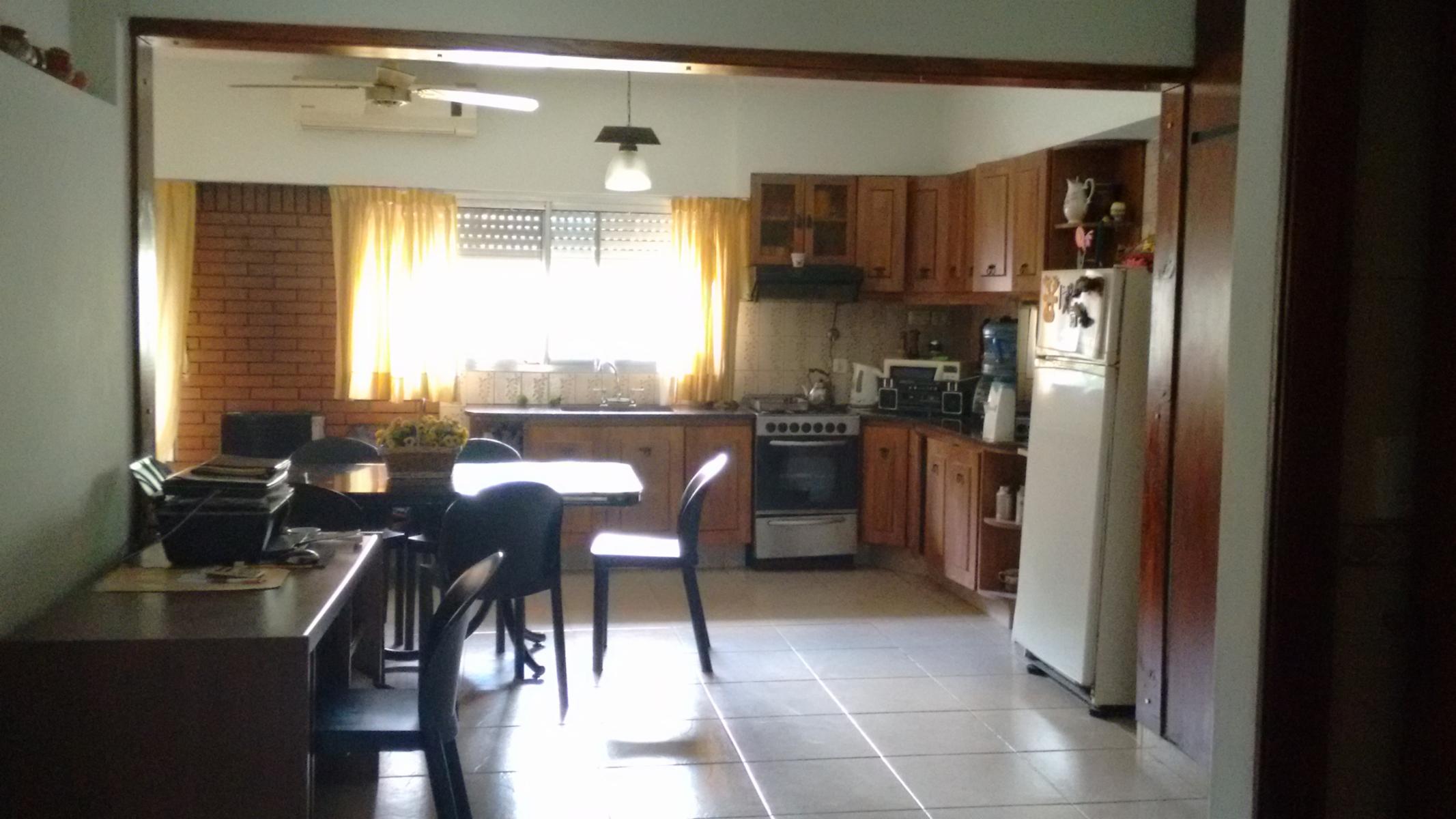 CASA EN LOTE PROPIO DE 4 AMBIENTES. SUP. 10 mts X 46 mts2. — foto 8