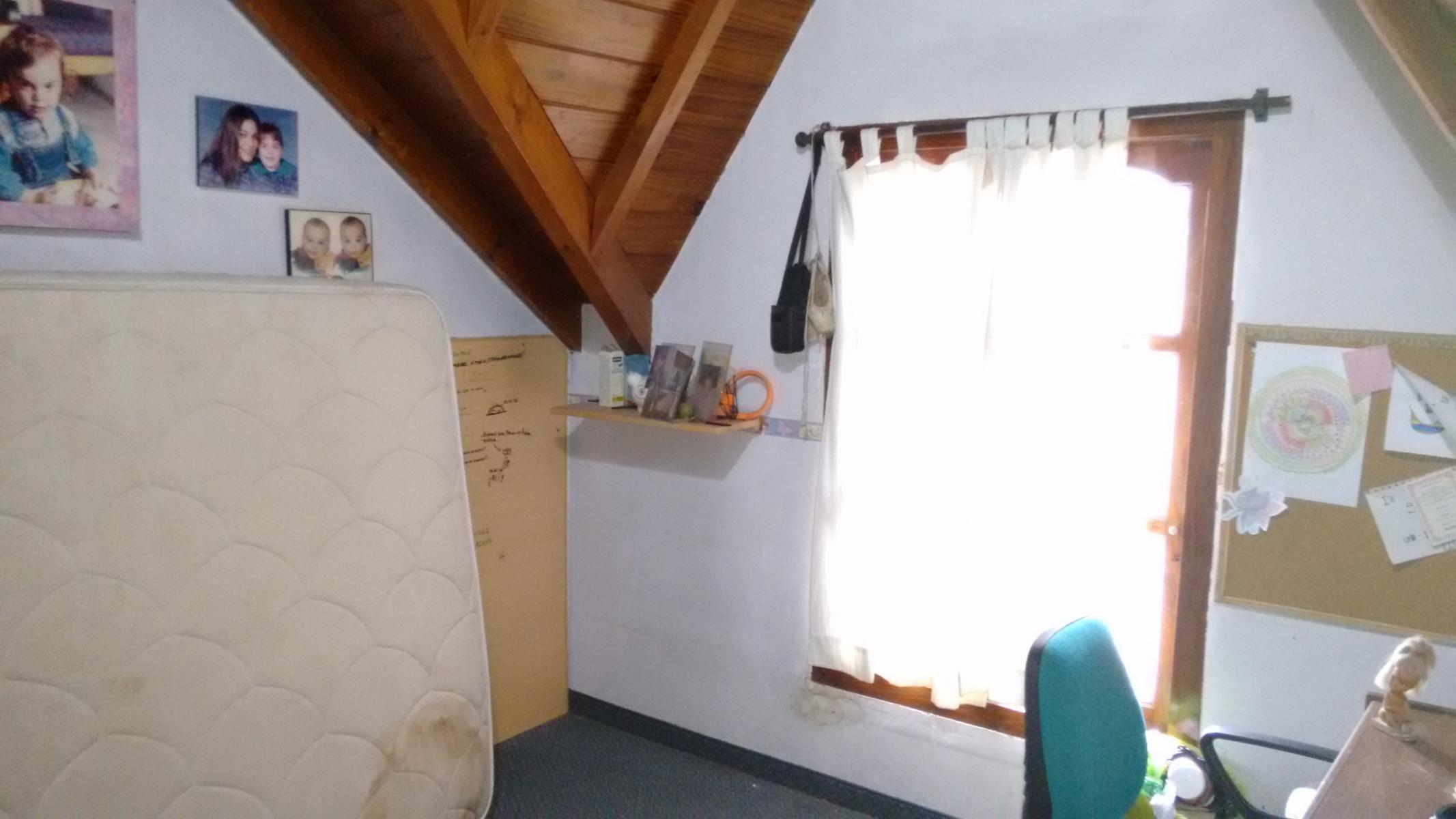 CASA EN LOTE PROPIO DE 5 AMBIENTES. SUP. 230 mts2. APROX. ¡¡¡ESTADO MUY BUENO — foto 11