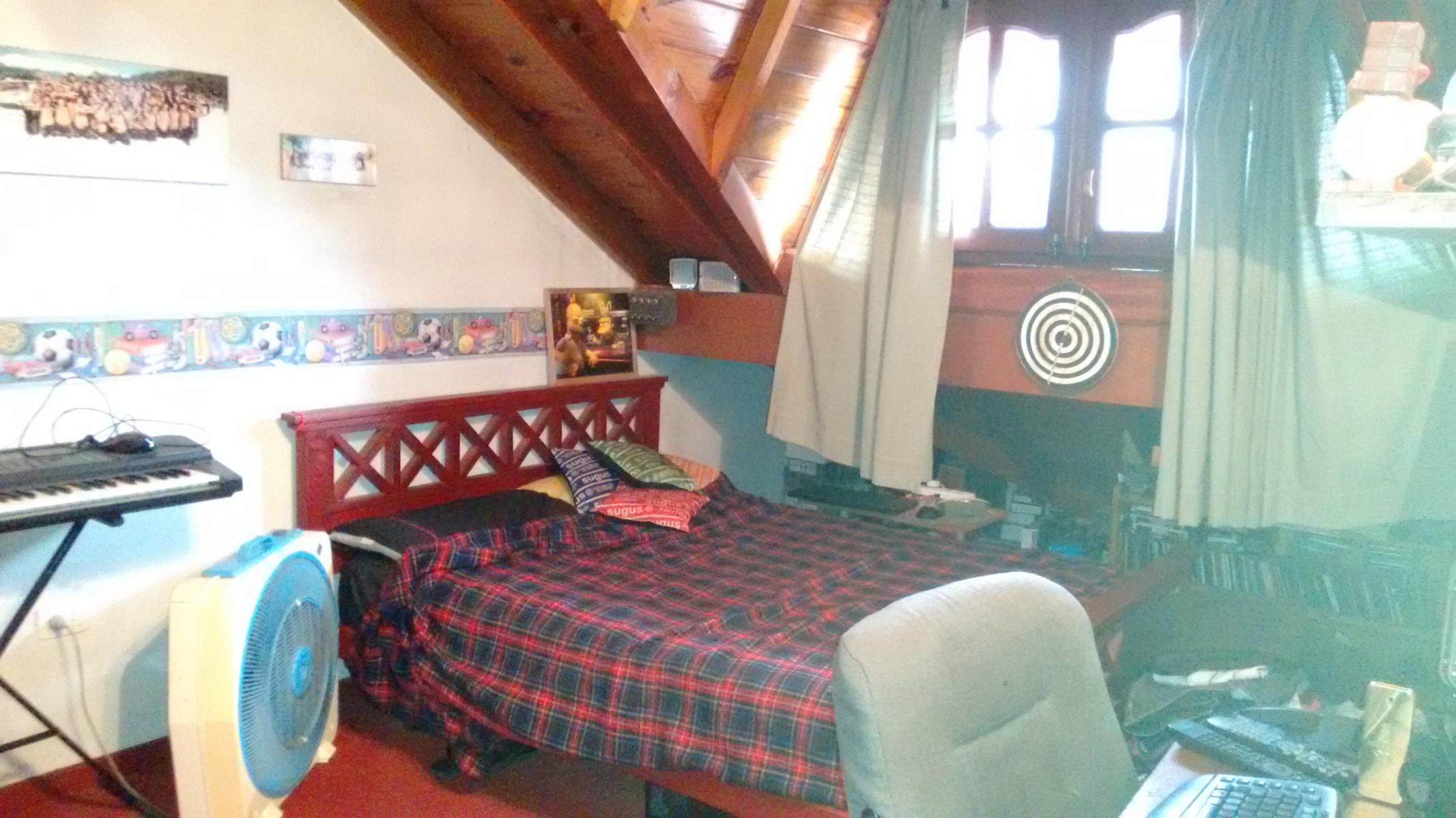 CASA EN LOTE PROPIO DE 5 AMBIENTES. SUP. 230 mts2. APROX. ¡¡¡ESTADO MUY BUENO — foto 15