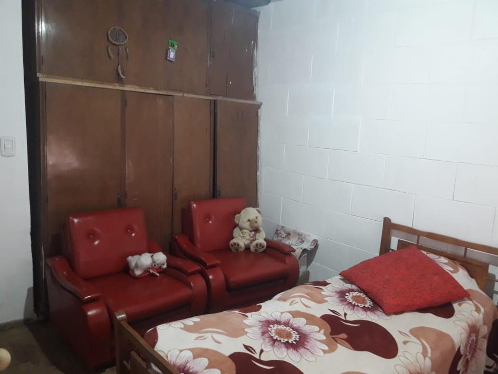 CHALET 4 AMBIENTES CON DEPARTAMENTO AL FONDO con cochera muy bien conservado — foto 11
