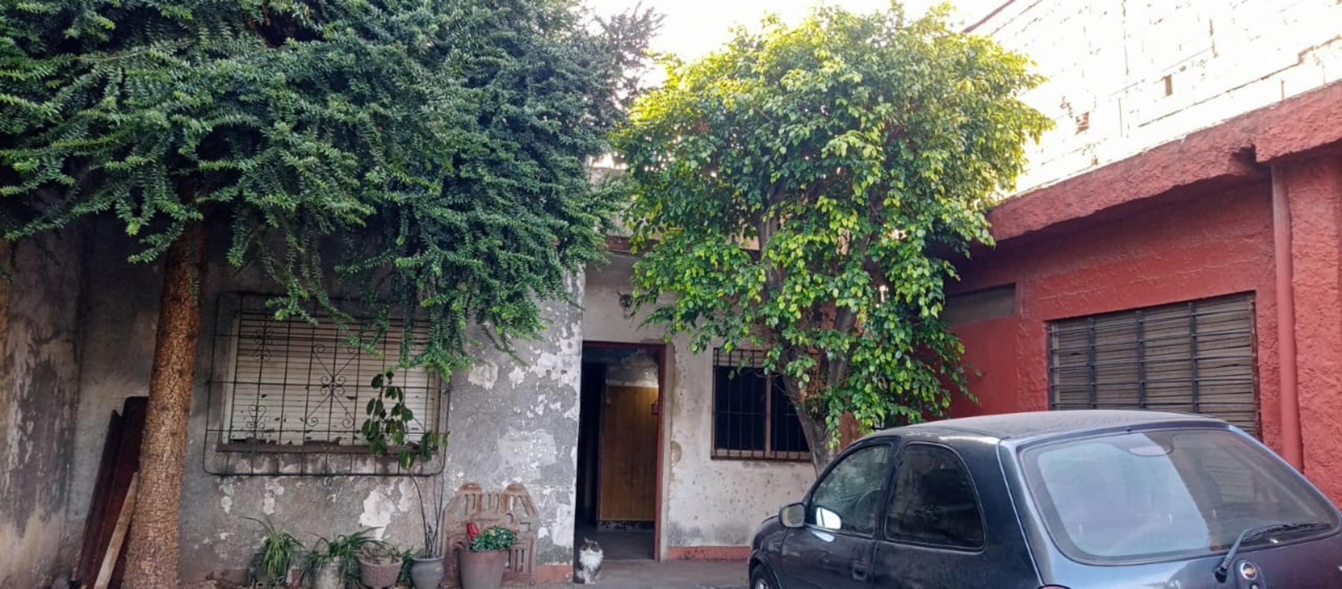CASA Y DTO SOBRE LOTE PROPIO A RECICLAR — foto 2