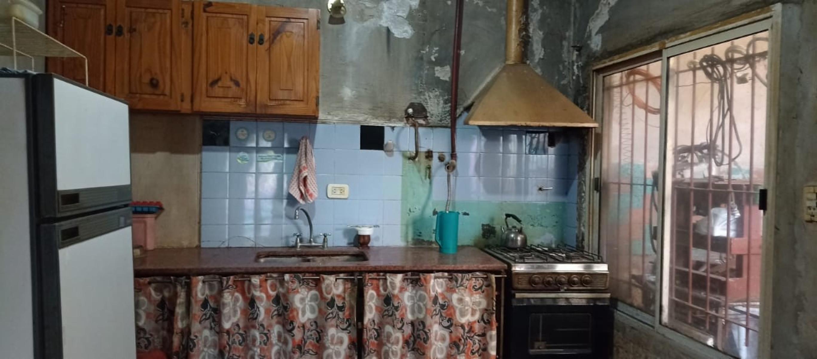 CASA Y DTO SOBRE LOTE PROPIO A RECICLAR — foto 4