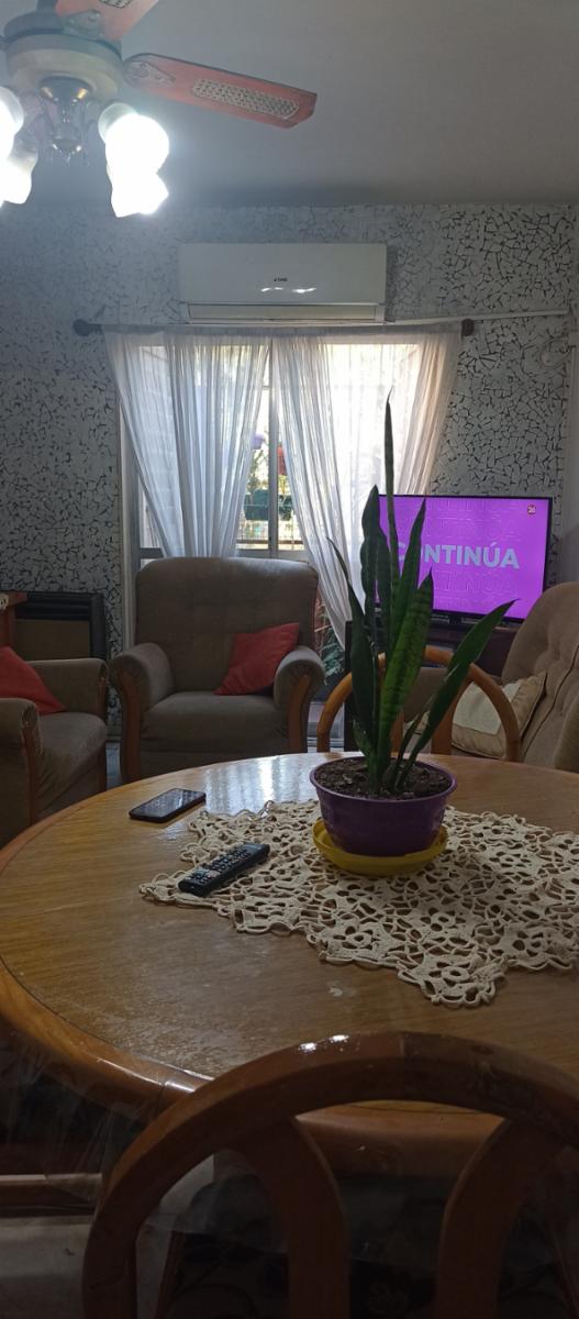 DTO. 3AMB, BARRIO CERRADO 2 PISO X ESCALERA