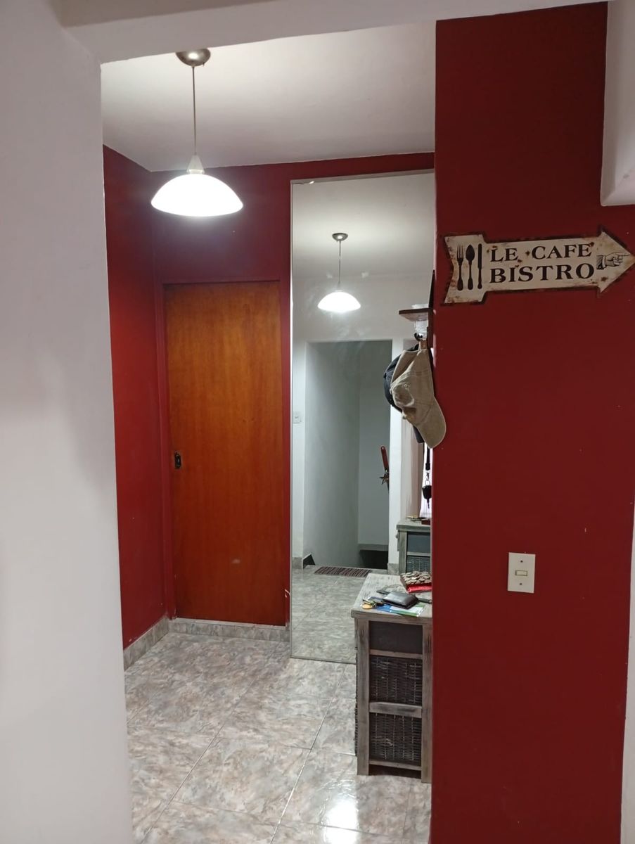 Depto. 3 amb.al fte. s/expensas — foto 3