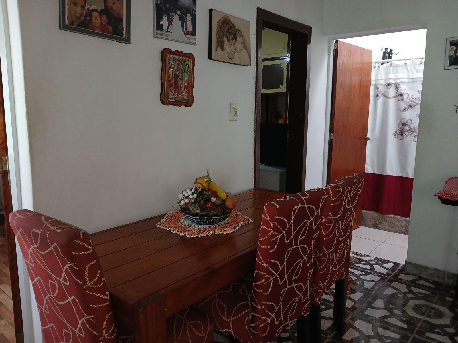 Casa 3 amb.+ Depto. 2 amb. y coch. — foto 3