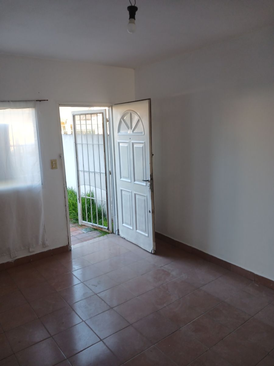 DUPLEX 3 AMB AL FRENTA CON COCHERA - 2