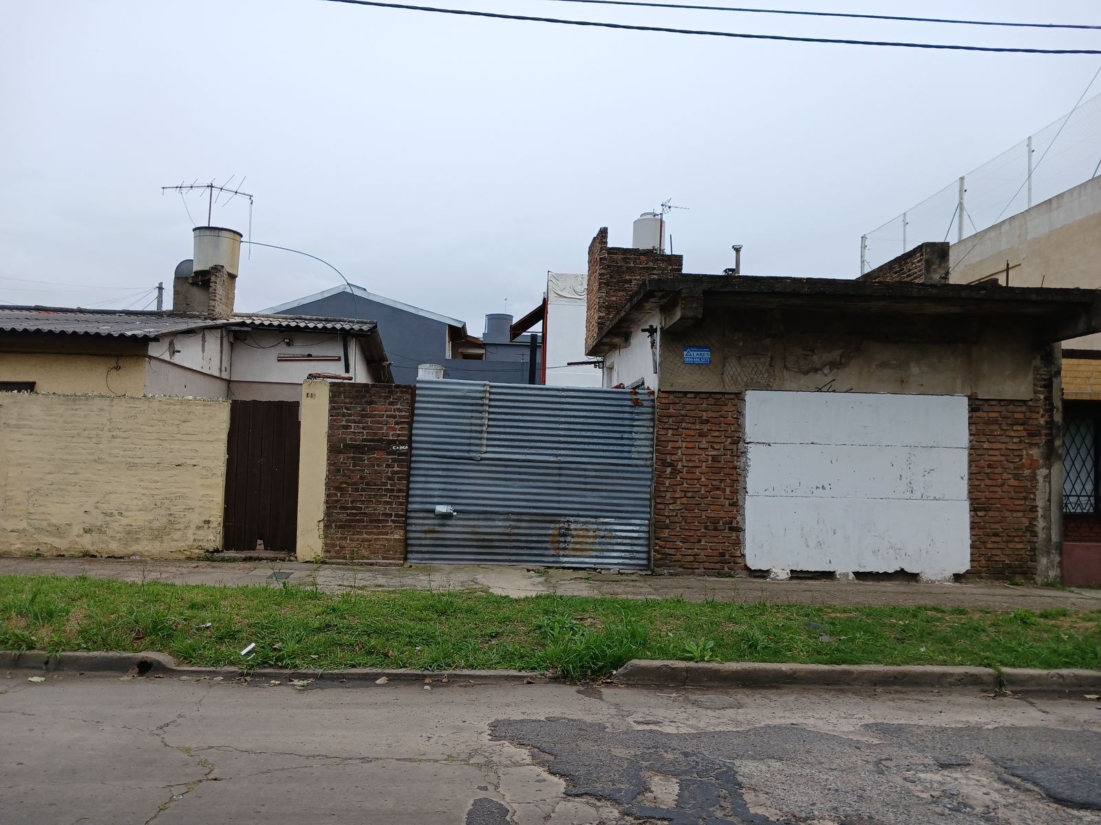 Galpón de 30 mts.2 , sobre lote de 200 mt