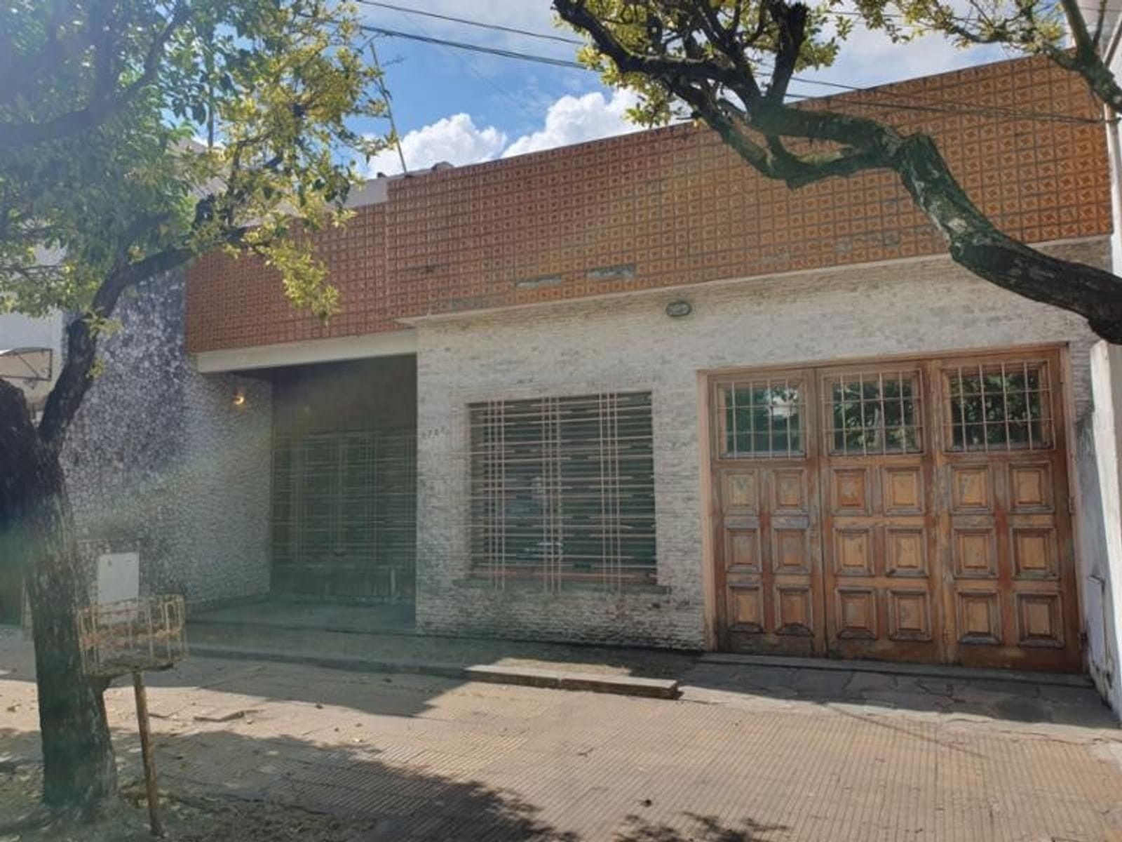 Casa 3 amb.al fte.con coch.NUEVO VALOR Haedo