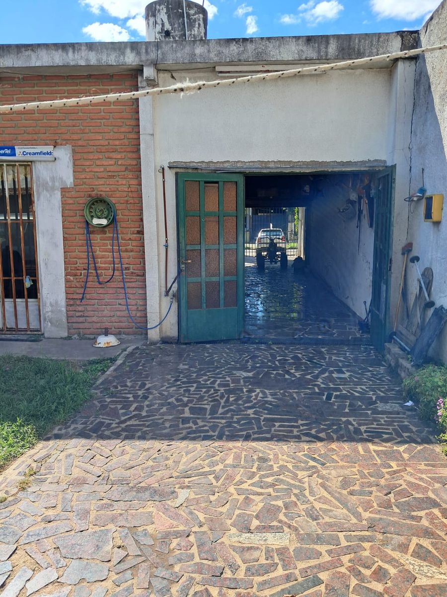 CASA LOTE PPIO. 4 AMB CON GARAJE Y PATIO — foto 6