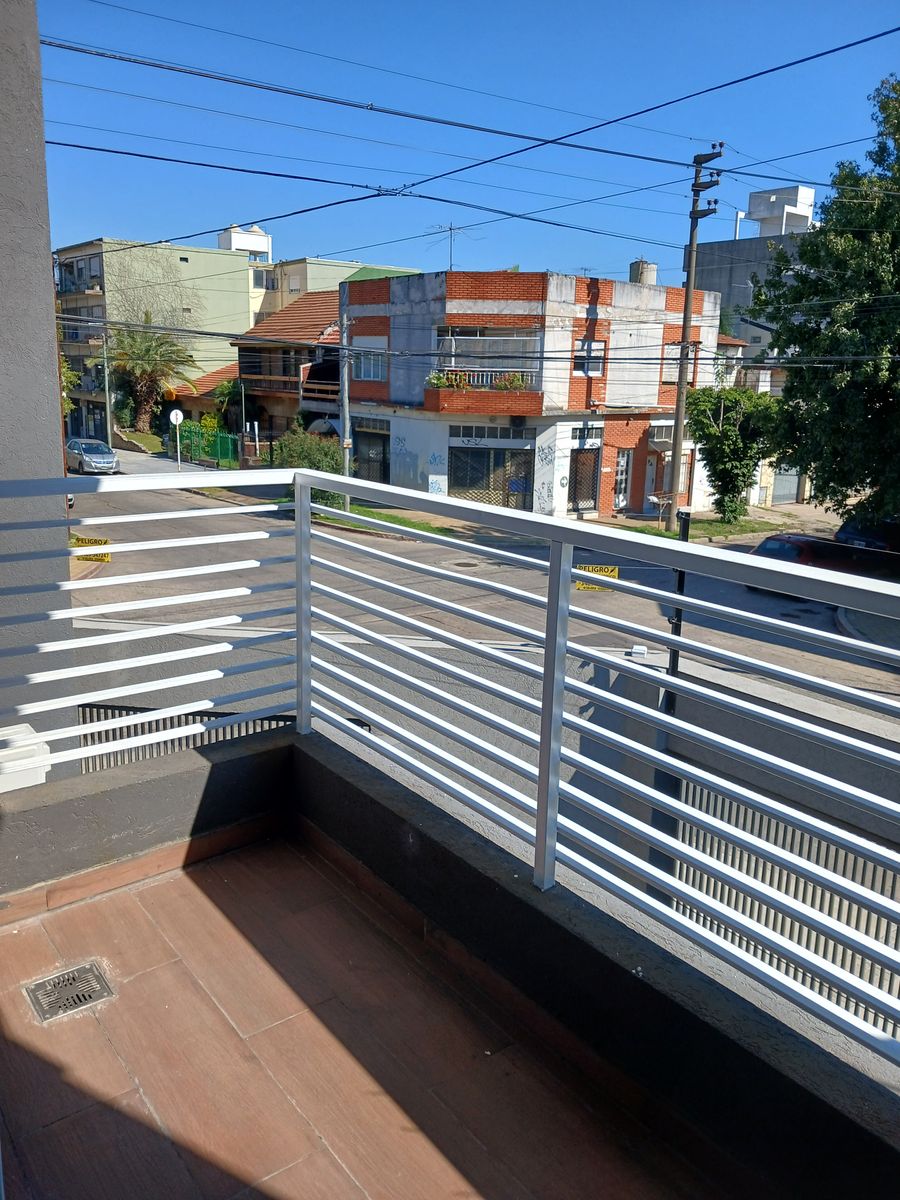 Monoambiente al fte c/balcón - 5