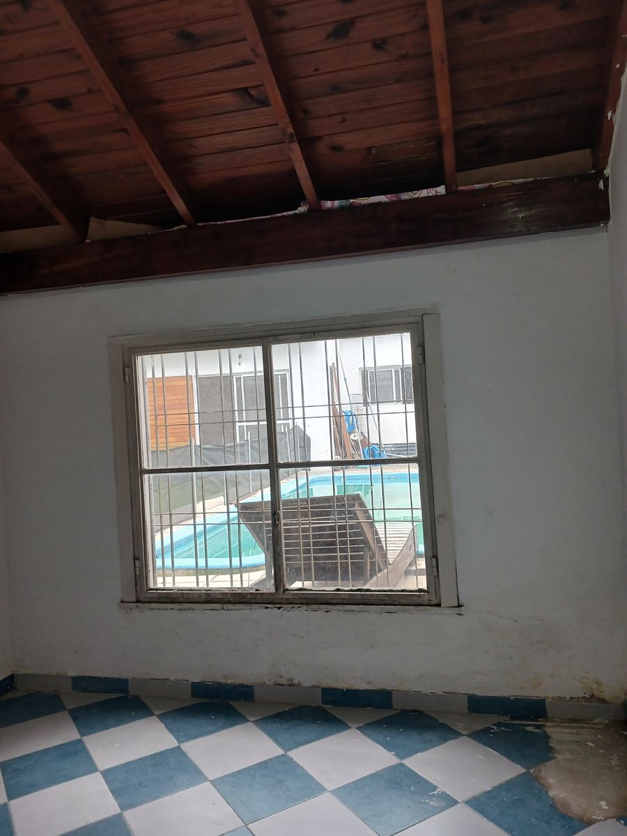 Alquiler casa 4 amb. fdo pileta - 12