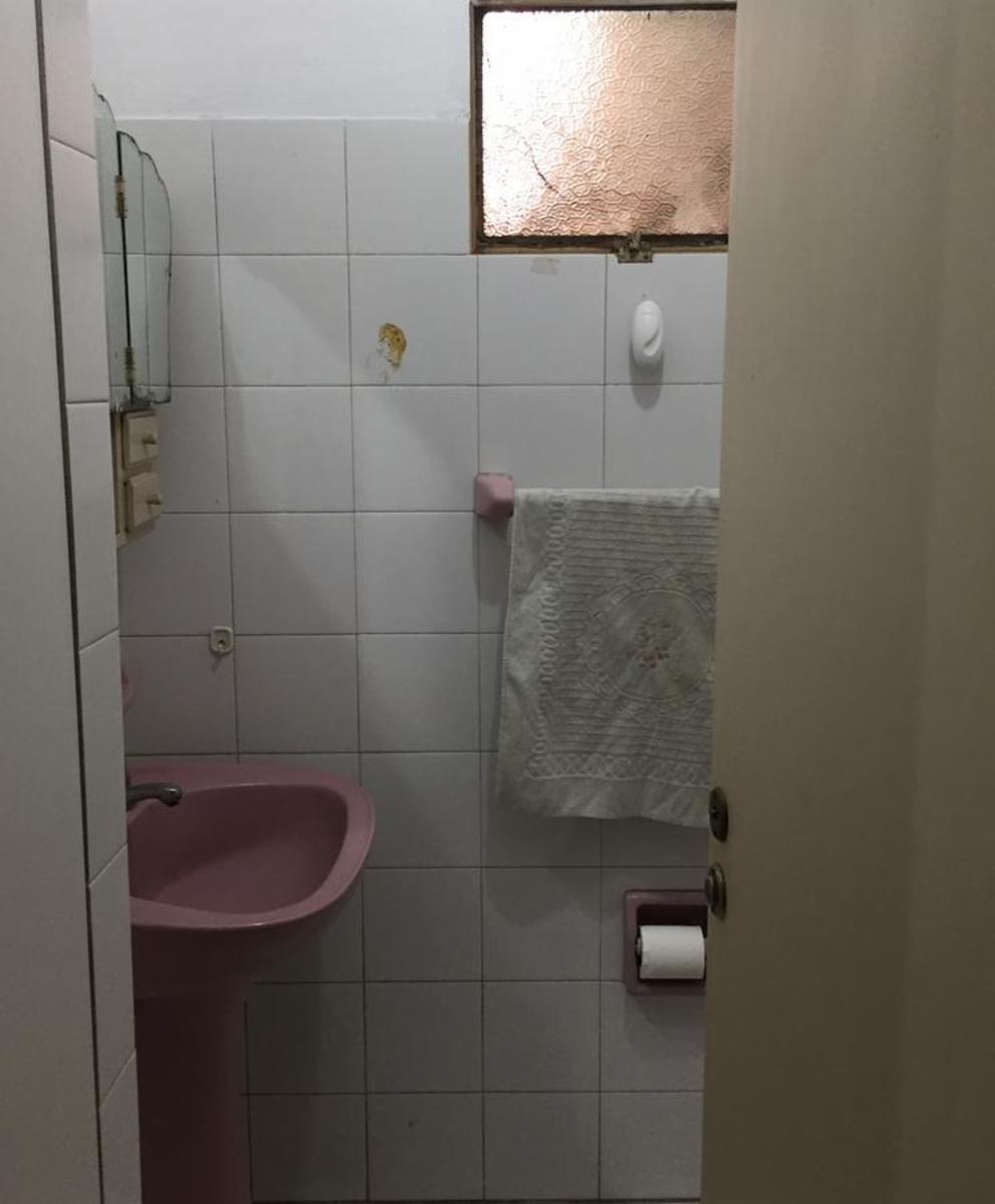 Chalet con quincho y pileta — foto 11