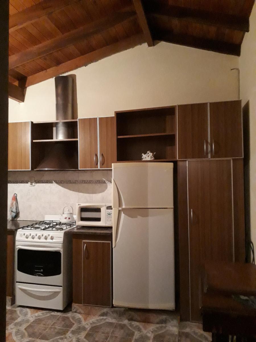 CHALET DE 6 AMBIENTES, DESARROLLADA EN 2 PLANTAS, A 2 CUADRAS DEL MAR. — foto 13
