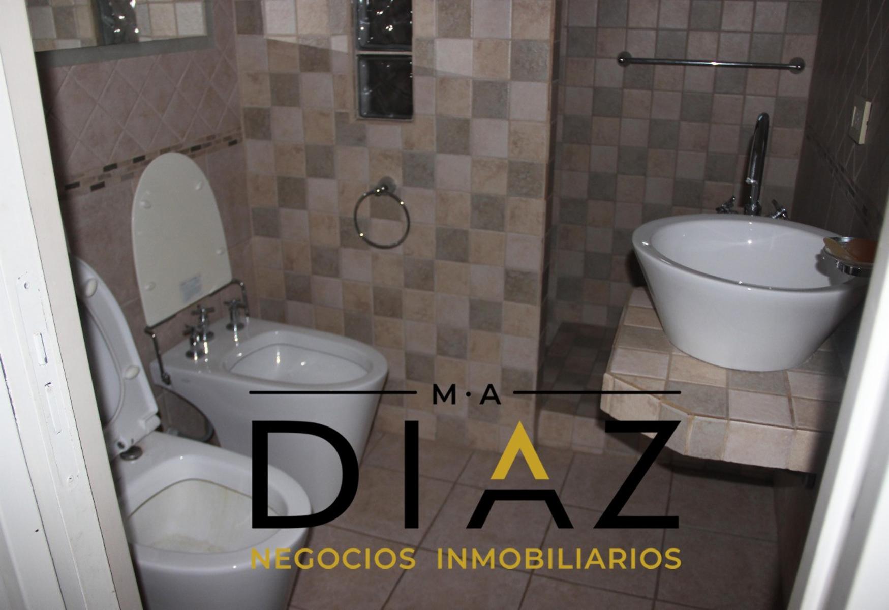 Inmueble en la calle Miguel Cane Barrio Comercio — foto 2