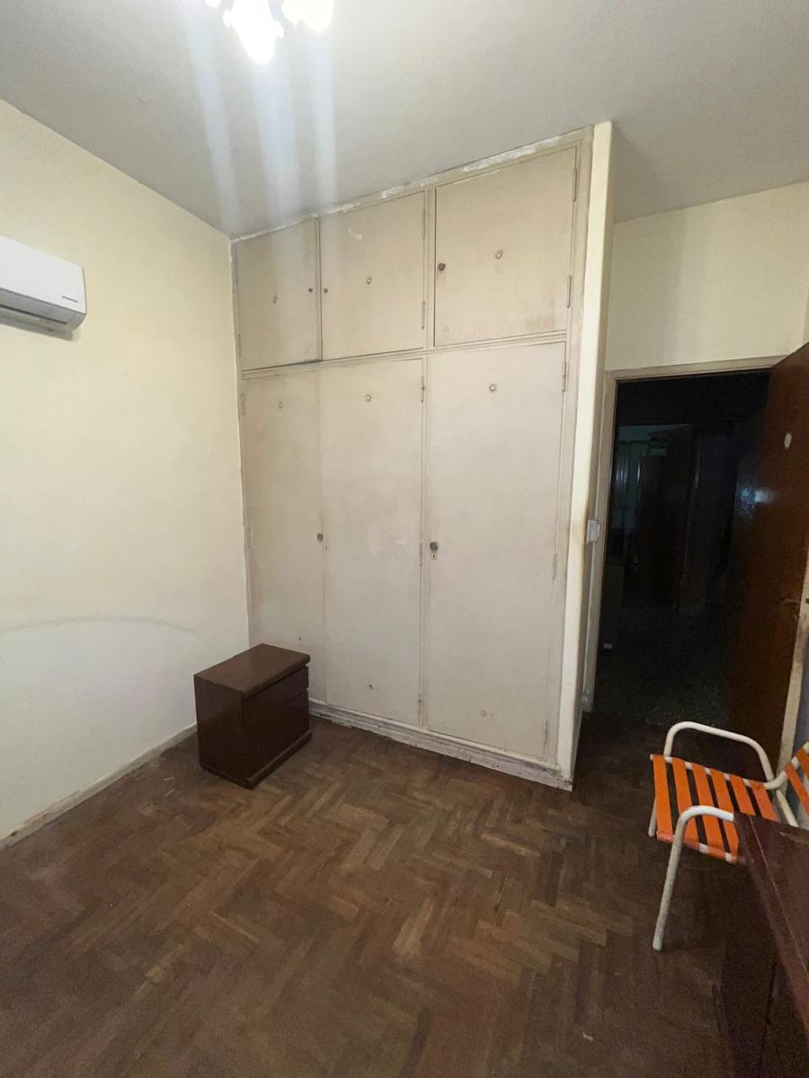 VENTA Casa Muy buena zona PARA RECICLAR — foto 12