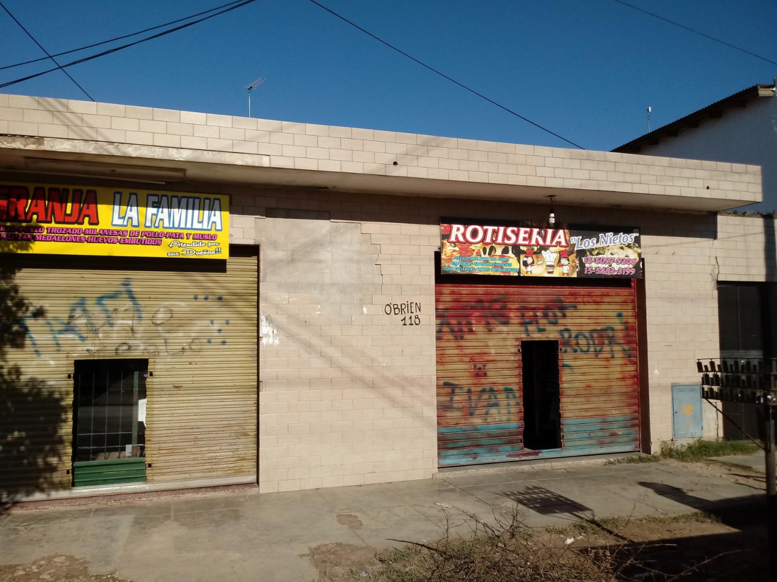 VENTA DE LOCALES, INTERESANTE OPORTUNIDAD - 1