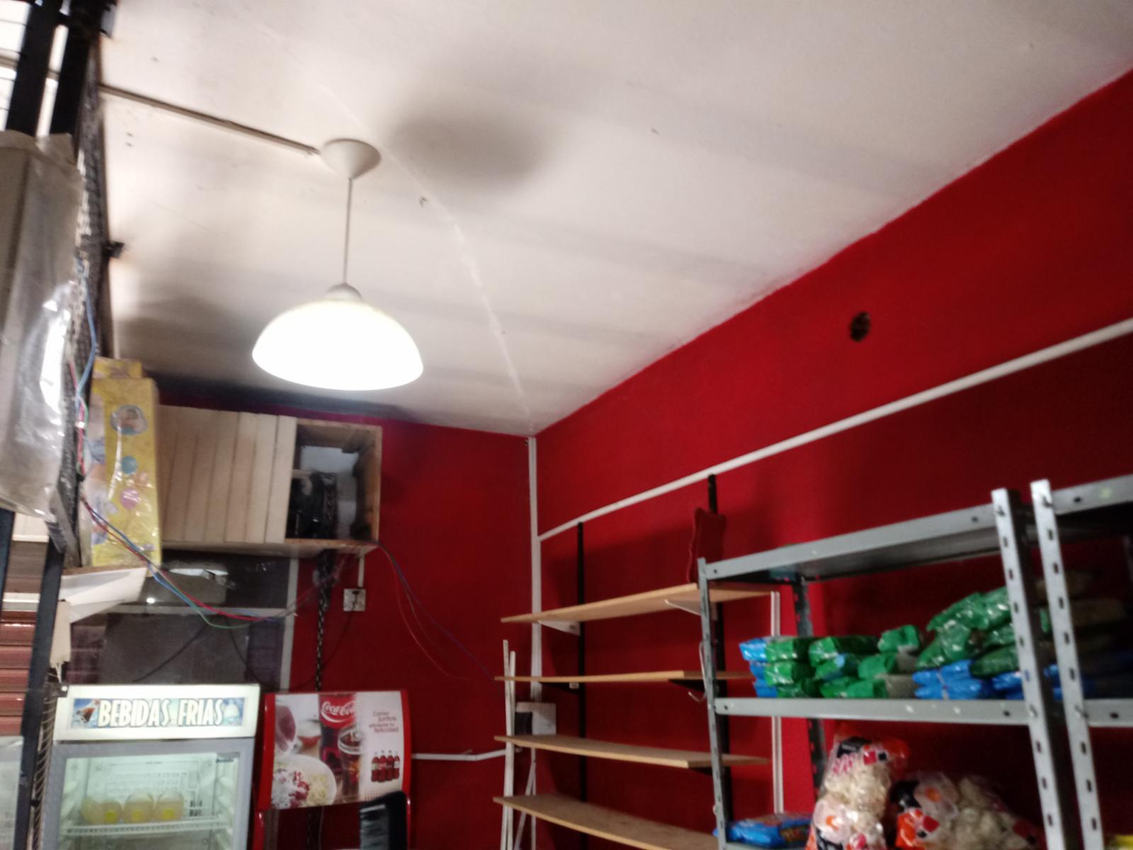 VENTA DE LOCALES, INTERESANTE OPORTUNIDAD - 4