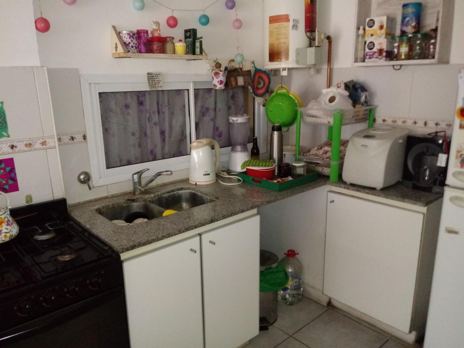 EXCELENTE DEPARTAMENTO 2 AMBIENTES Y 1/2, MÚLTIPLES CUALIDADES — foto 4