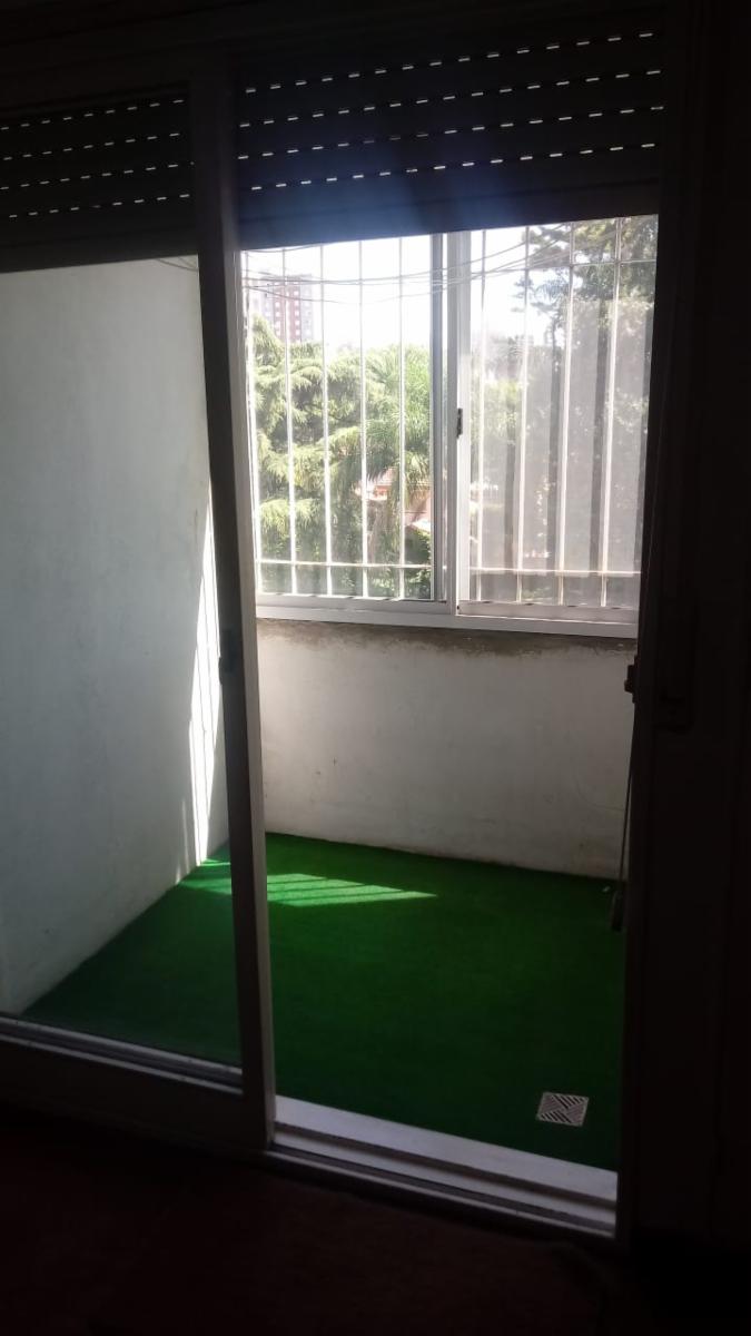 3 ambientes en duplex con cochera y baulera OPORTUNIDAD — foto 2