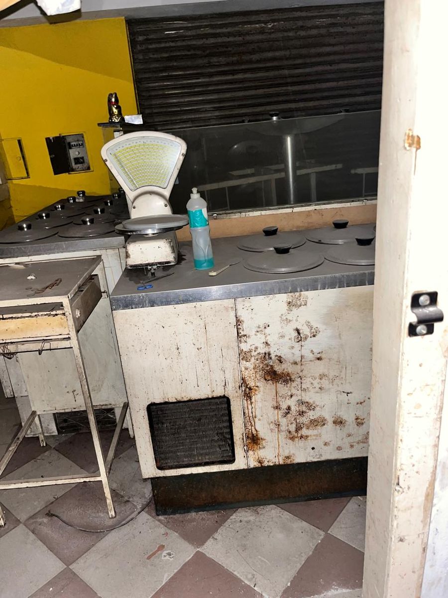 Venta propiedad comercial + vivienda, excelente zona - 12