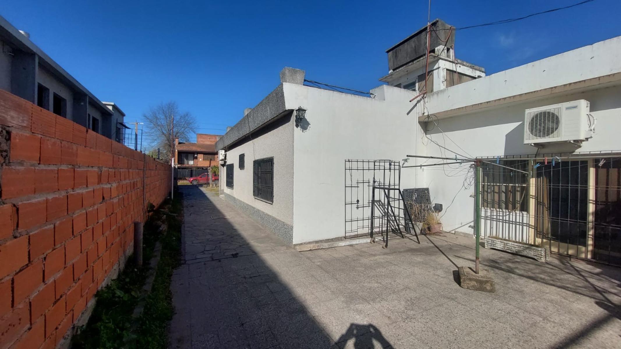 Casa En Venta Sobre Medrano Próximo A Fiscalía, Zona Cortijo Nuevo — foto 5