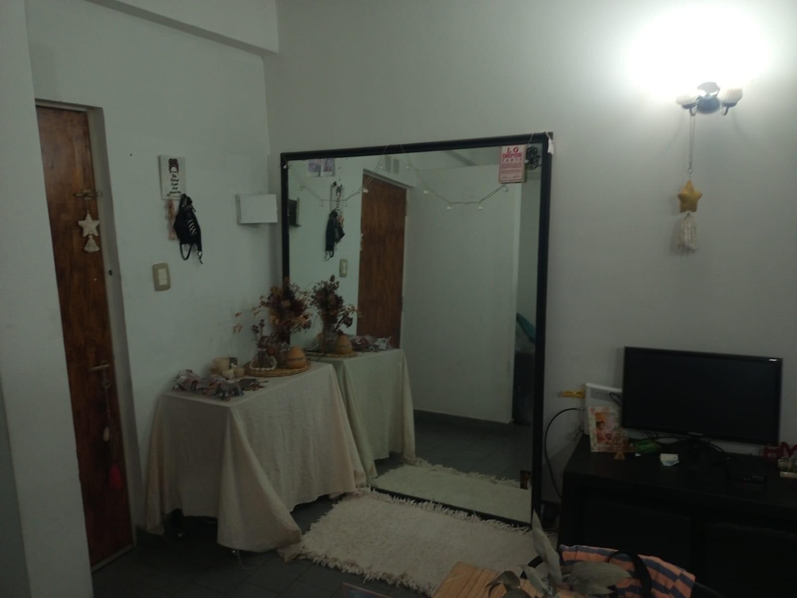 DEPARTAMENTO 2 AMBIENTES EXCELENTE - 4