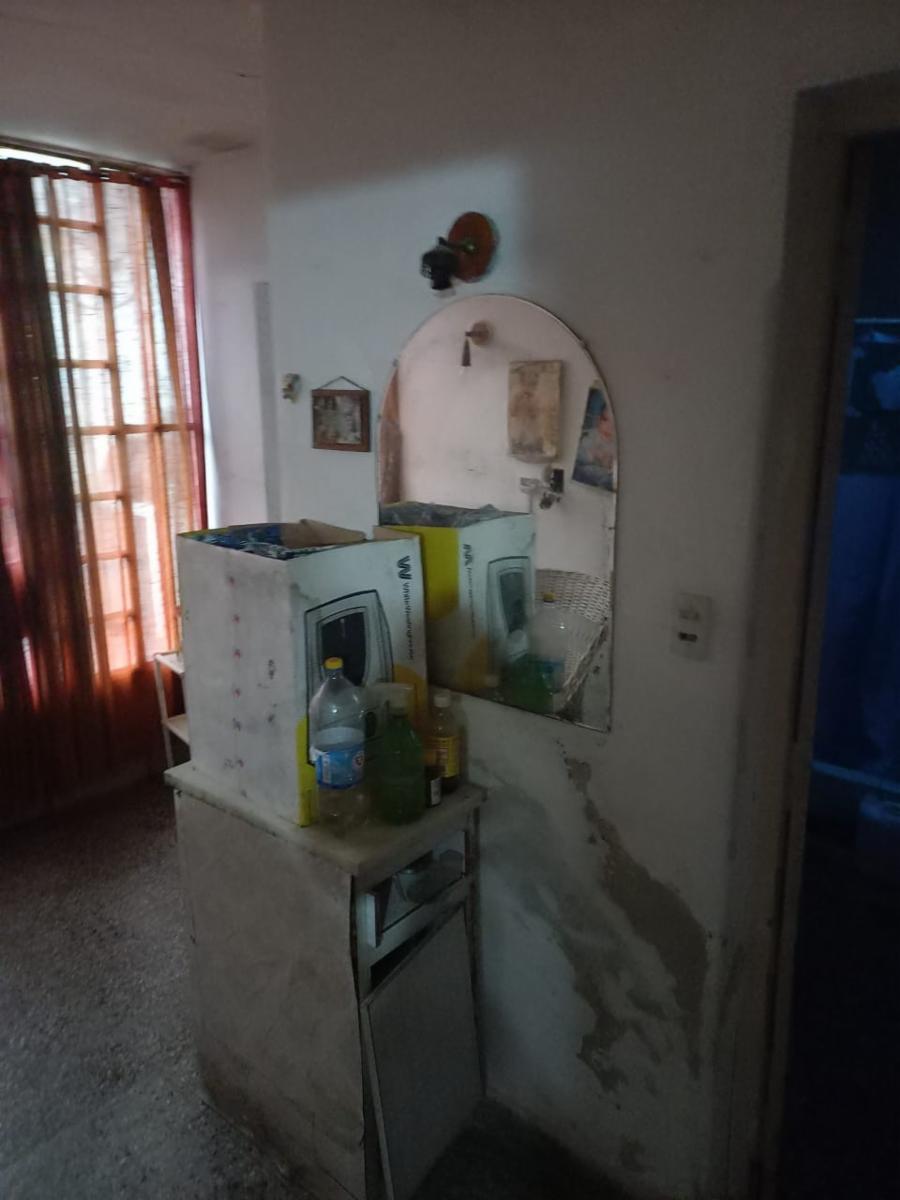 Casa céntrica con locales Ideal Emprendimiento — foto 5