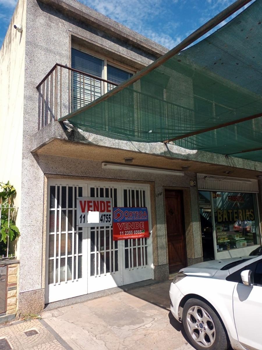 Casa céntrica con locales Ideal Emprendimiento — foto 14
