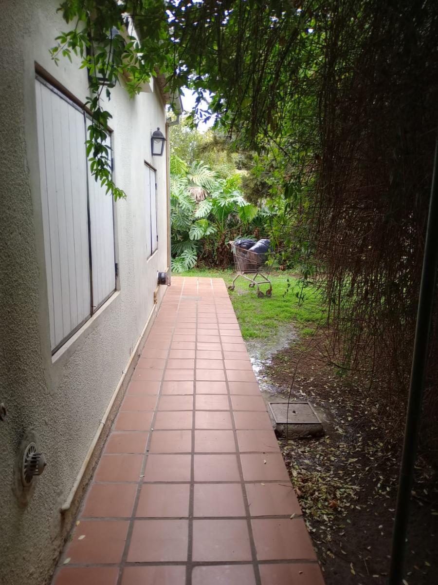 VENTA de casa en San Miguel , hermosa cuadra lote con 48 metros de fondo — foto 7