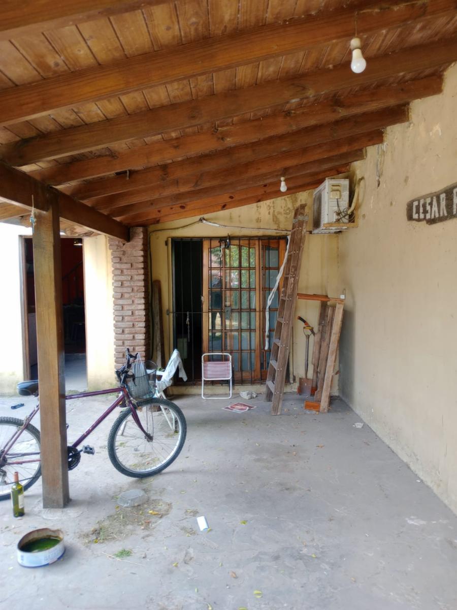 VENTA VENTA MUY BUENA ZONA Casa sobre amplio lote a metros de estación — foto 9
