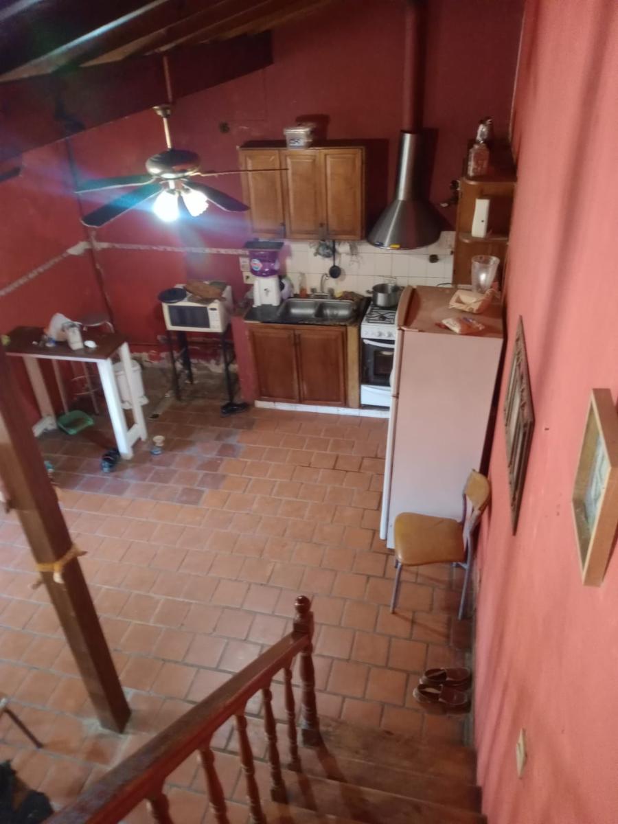 VENTA VENTA MUY BUENA ZONA Casa sobre amplio lote a metros de estación — foto 14