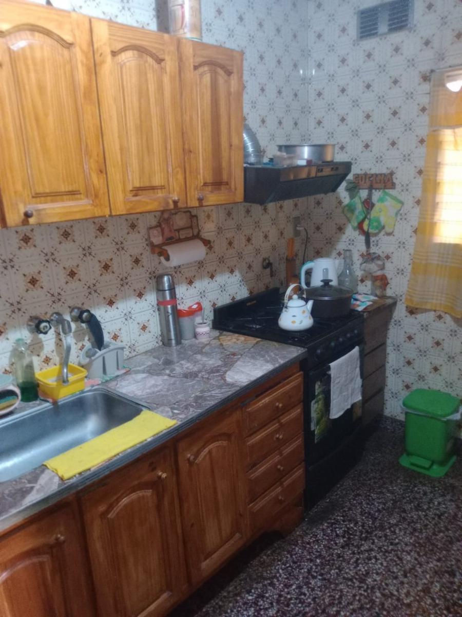 Linda casa con departamento, a metros de 9 de Julio y ruta 8 — foto 9