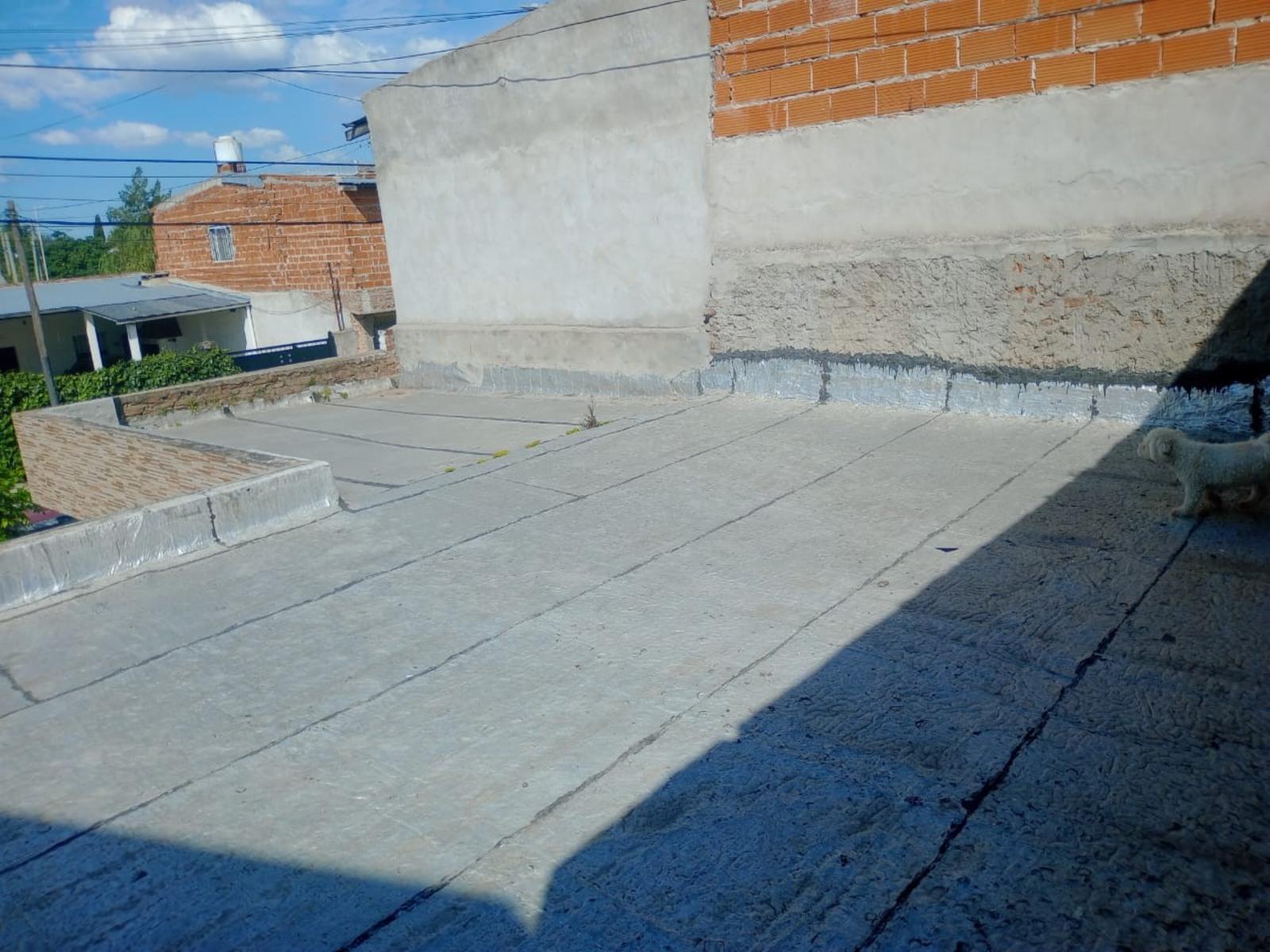 Linda casa con departamento, a metros de 9 de Julio y ruta 8 — foto 12
