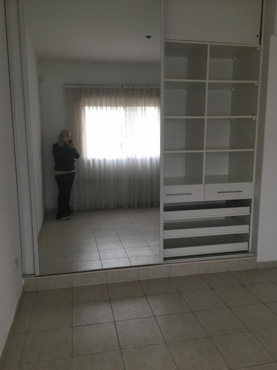 VENTA dos ambientes con amplio balcón Av Perón al 500 complejo BARCELONA V y VI — foto 4