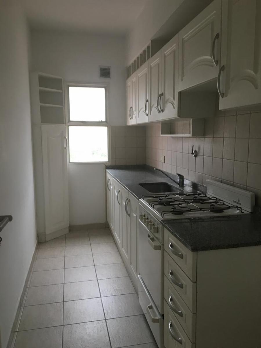 VENTA dos ambientes con amplio balcón Av Perón al 500 complejo BARCELONA V y VI — foto 13