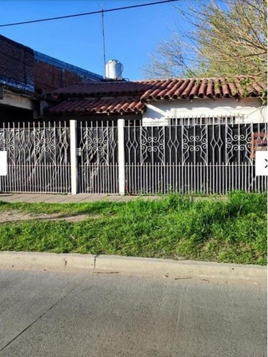 VENTA Casa sobre Pinto muy linda zona a metros de Av. Balbín — foto 5