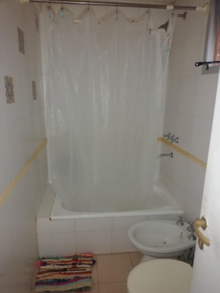 Dos ambientes AMPLIO con balcón — foto 4