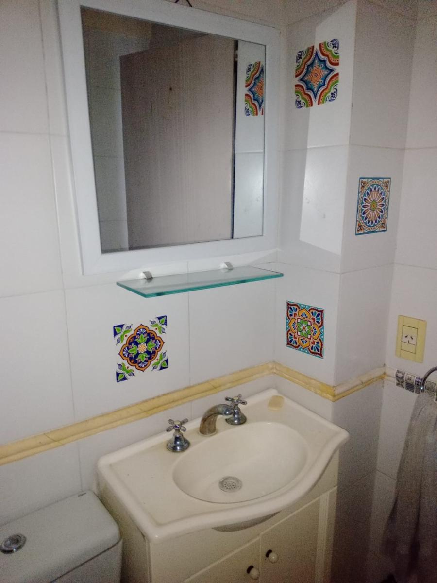 Dos ambientes AMPLIO con balcón — foto 5