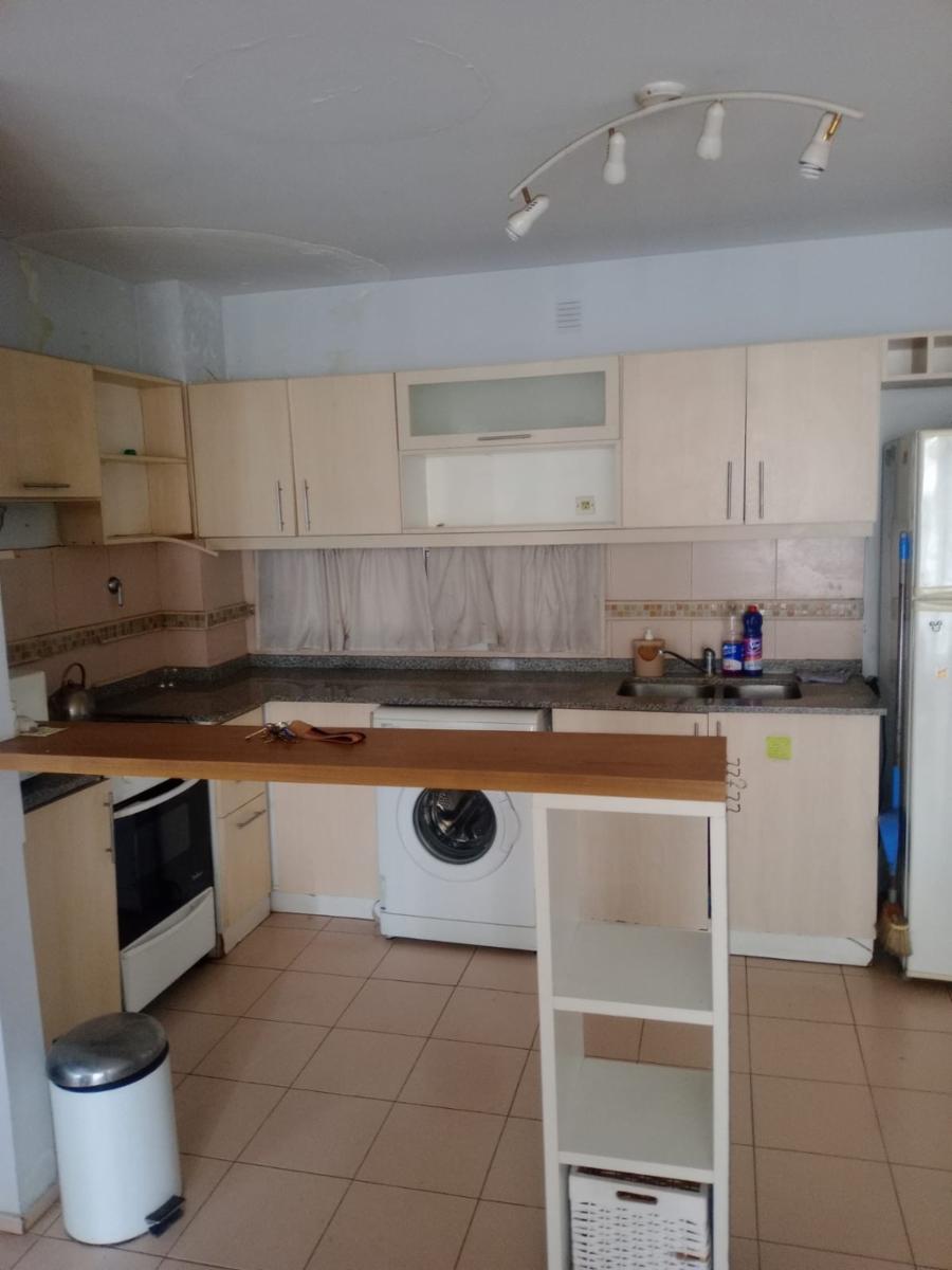 Dos ambientes AMPLIO con balcón — foto 11
