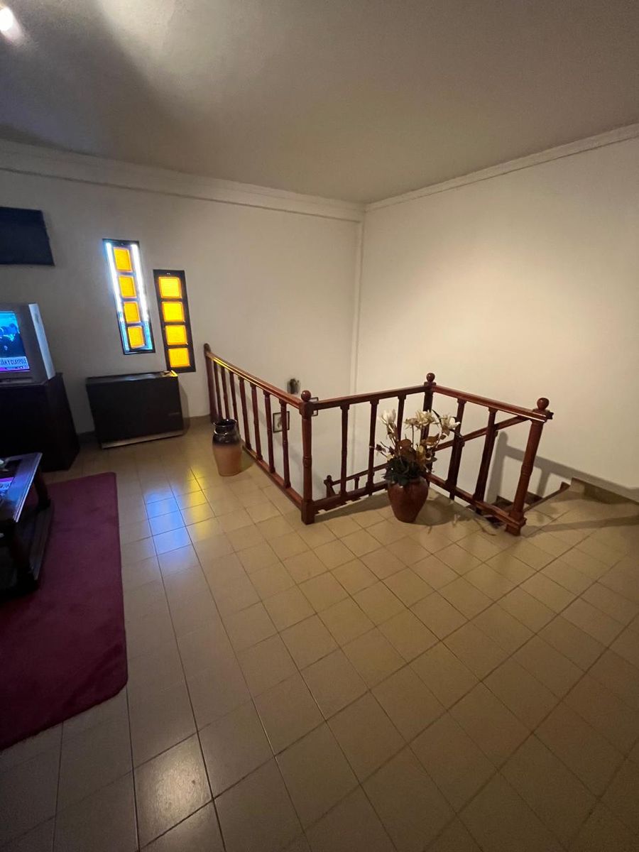 VENTA Hermosa casa zona plaza de las Carretas estación Muñiz ubicación de privilegio — foto 10