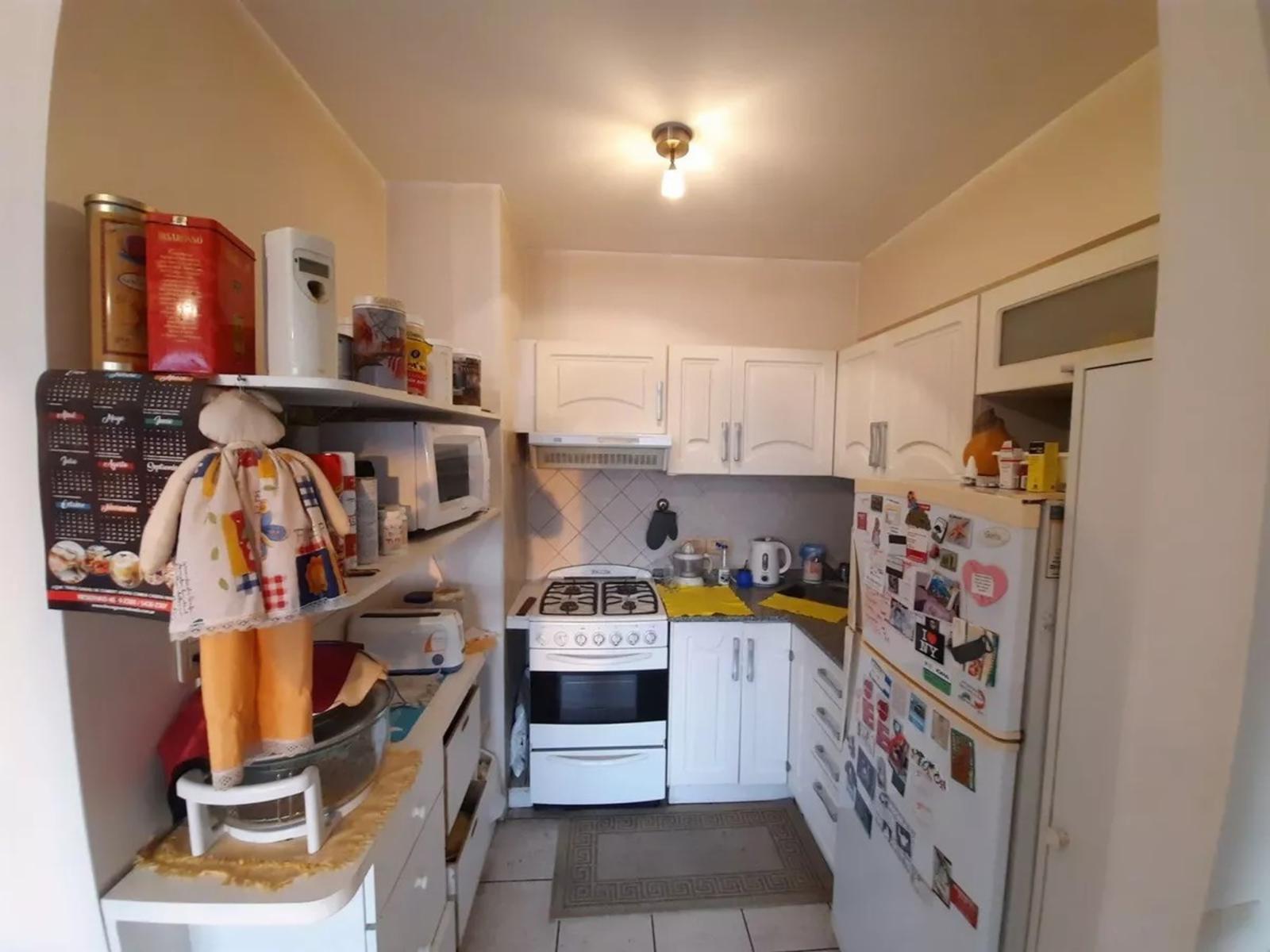 VENTA hermoso 3 ambientes piso alto al frente AMPLIO con excelente vista — foto 2
