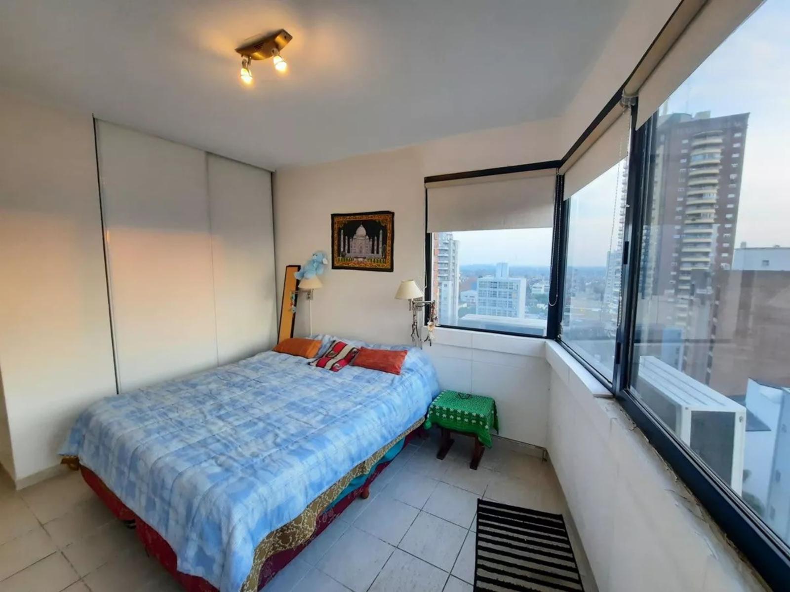 VENTA hermoso 3 ambientes piso alto al frente AMPLIO con excelente vista — foto 4