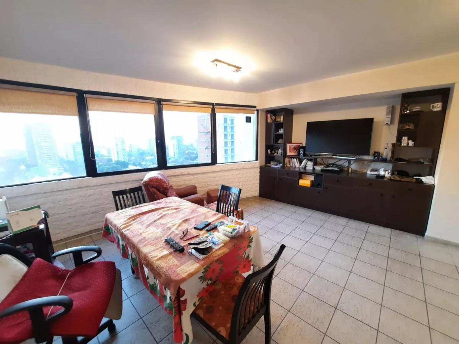 VENTA hermoso 3 ambientes piso alto al frente AMPLIO con excelente vista — foto 5