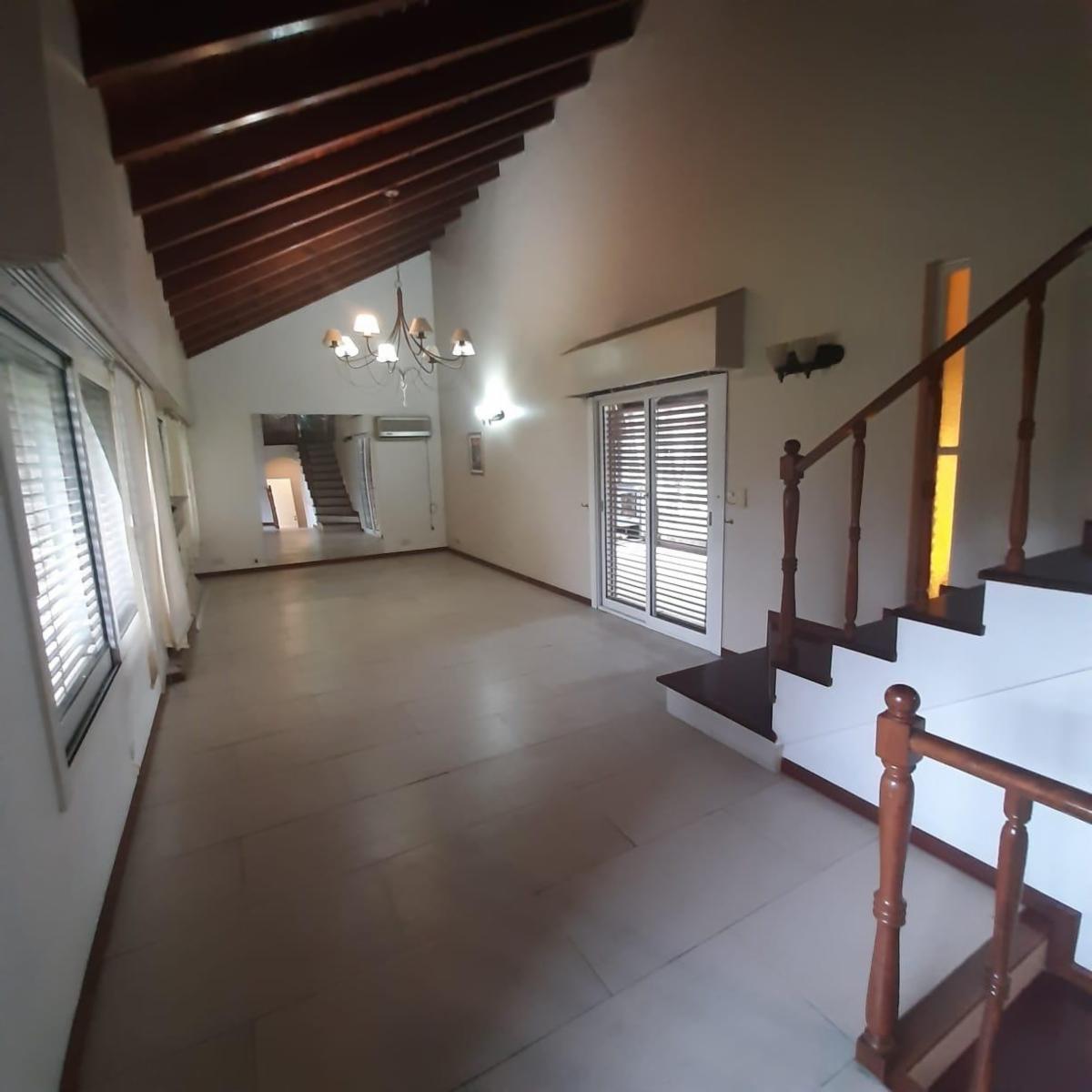 VENTA Hermoso chalet Bo El Cortijo Viejo, con 2400 metros de lote — foto 2