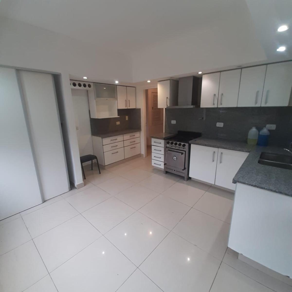 VENTA Hermoso chalet Bo El Cortijo Viejo, con 2400 metros de lote — foto 4